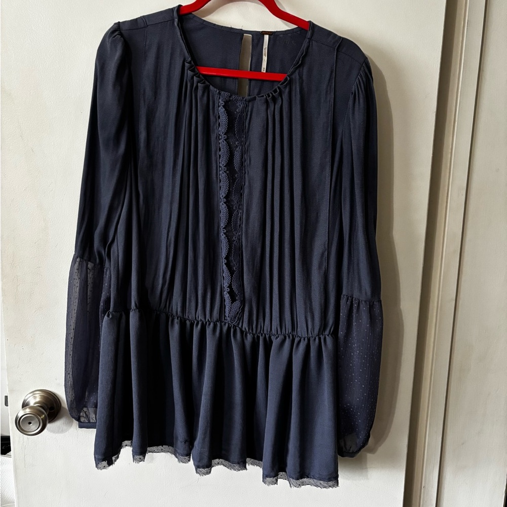 Free People  Boho Soul Serene Lace Insert Shirt/Open Back/Size Medium